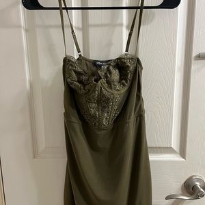 URBAN OUTFITTERS GREEN LACE DRESS